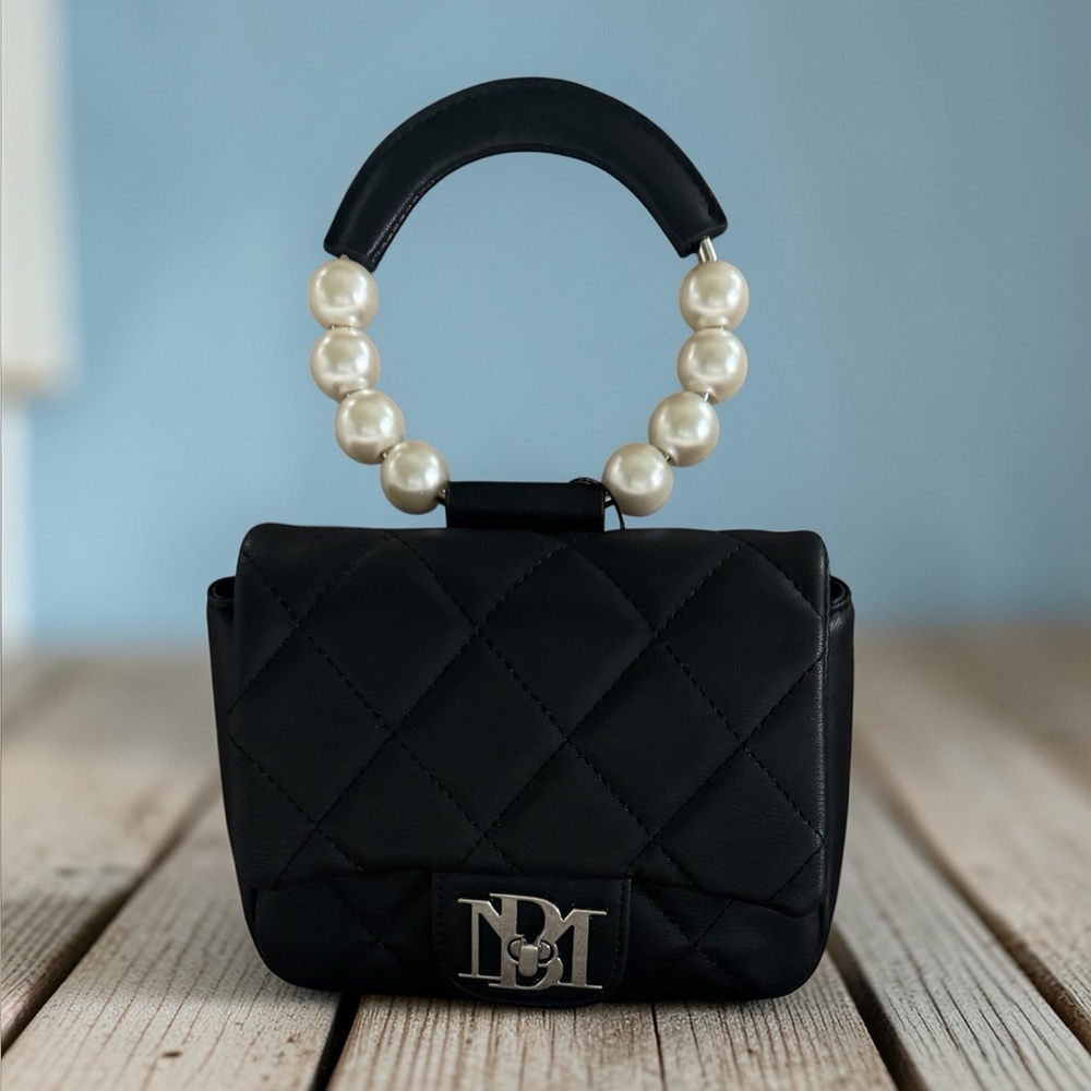 NWT BADGLEY MISCHKA PEARL HANDLE BLACK QUILT BAG VEGAN LEATHER CROSSBODY